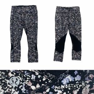 Lululemon Pace Rival Crop 22” Women’s Size 4 in Floral Spritz Multi Black